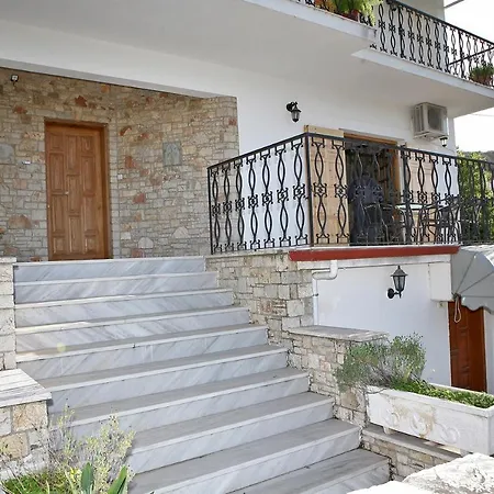 Appartement Litsa's House