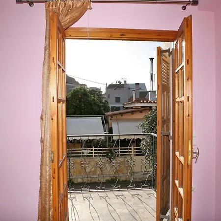 Апартаменты Litsa's House
